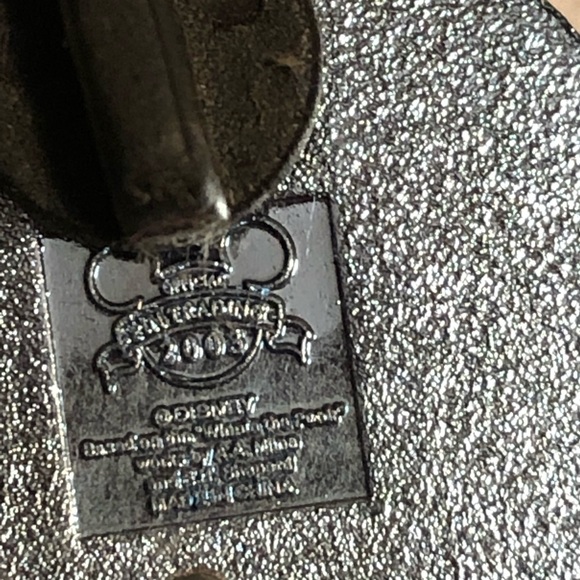 Who doesn’t love Winnie the Pooh? - Picture 4 of 4